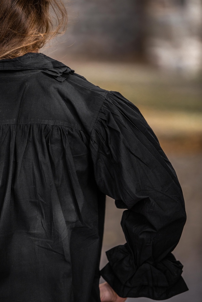 Rüschenhemd Piratenhemd schwarz für Larp und Mittelalter Kostüme 