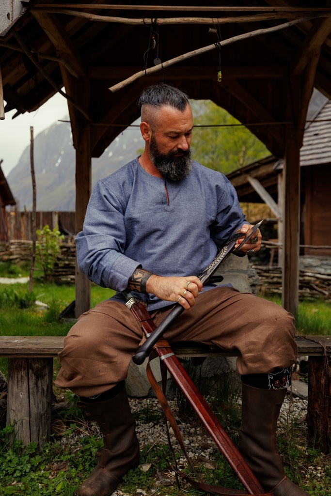Wikingerhose mit Beinschnürung Wodan Braun Leinen- Mittelalter Gewand Larp & Reenactment