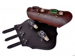 Armschützer mit zwei Trankflaschen Bild 4