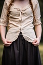 Kurzarm-Rüschenbluse "Bea" Hanffarben