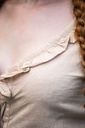 Kurzarm-Rüschenbluse "Bea" Hanffarben
