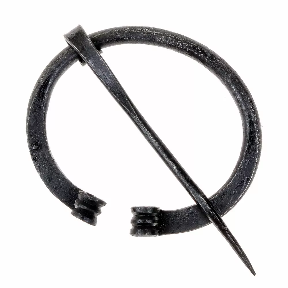 Eisenfibel mit gerollten Enden - 6 cm