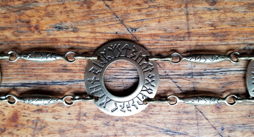 Kettengürtel, Runenkreise, messingfarben