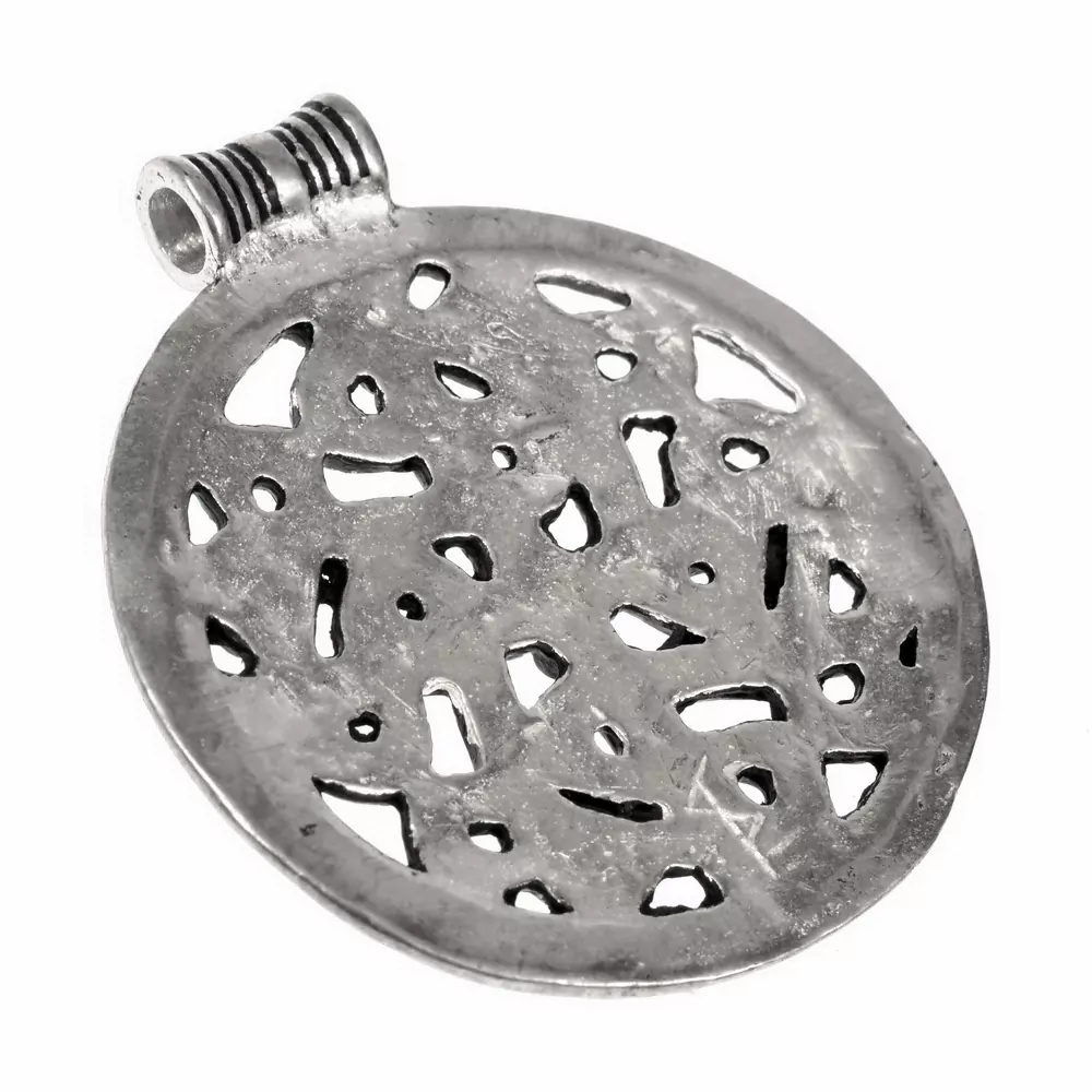 Rundes Amulett im Borrestil