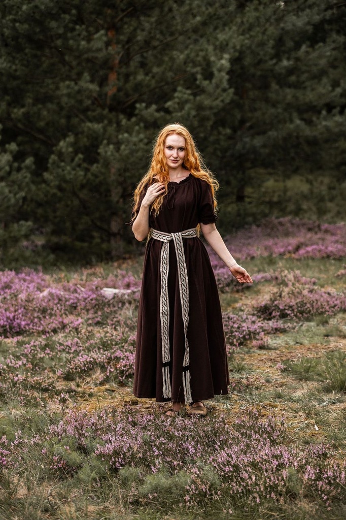4830b-mittelalter-kleid-melisande-braun-leonardo-carbone (10).webp
