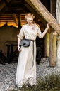 4830h-mittelalter-kleid-melisande-hanf-leonardo-carbone (12).webp