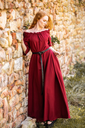 4830r-mittelalter-kleid-melisande-rot-leonardo-carbone-5.webp