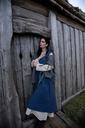 baeuerliches-ueberkleid-gerda-blau~4.webp