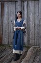 baeuerliches-ueberkleid-gerda-blau.webp