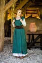 baeuerliches-ueberkleid-gerda-gruen~2.webp