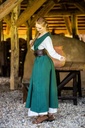 baeuerliches-ueberkleid-gerda-gruen~5.webp