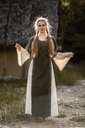mittelalter-baumwollkleid-angie-gruen-natur~4.webp