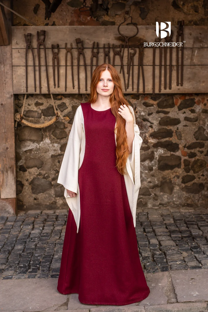 Albrun-rot-1.AfItjp_850x1276.jpg.webp
