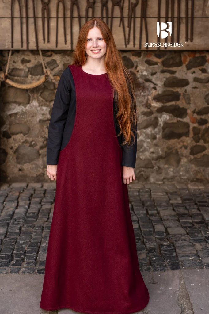 Albrun-rot-4.gG7EcU_850x1276.jpg.webp