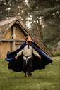wollumhang-mit-langer-kapuze-hervir-blau_1~2.webp