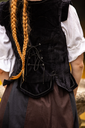uniformweste-adaliz-schwarz~8.webp