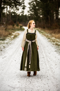wikinger-uberkleid-alena-grun~2.webp