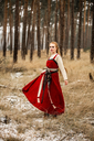 wikinger-uberleid-alena-rot~6.webp