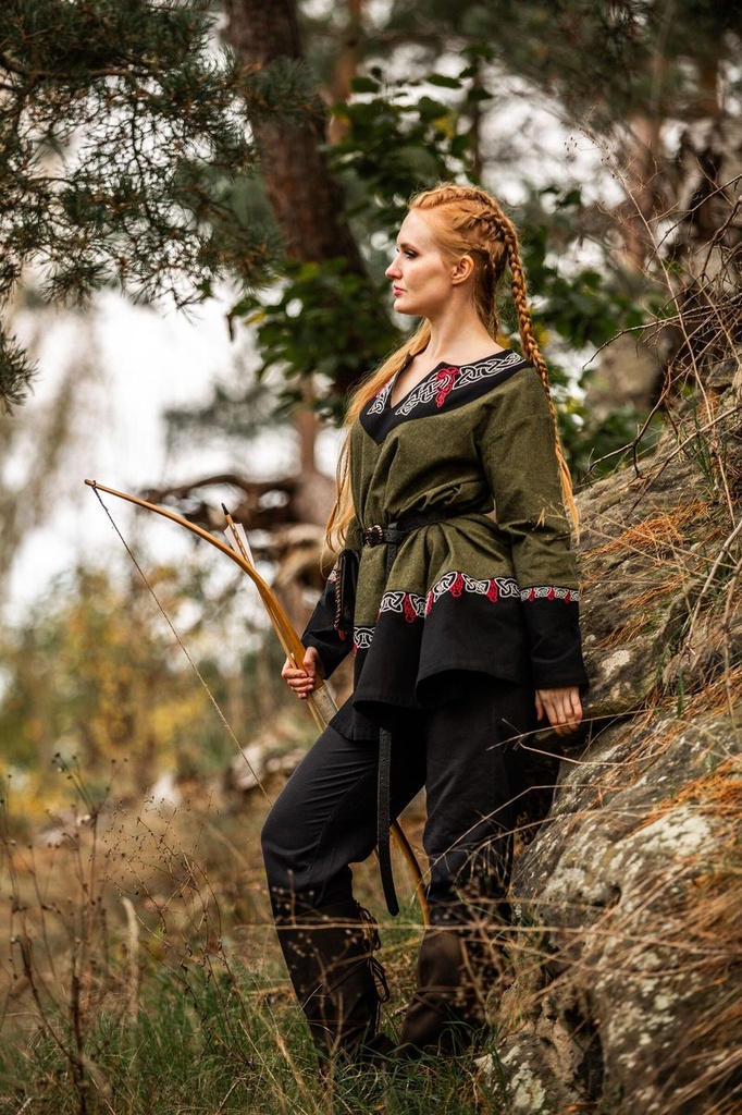 bekleidung-tunika-freydis-olive-unisex~3.webp