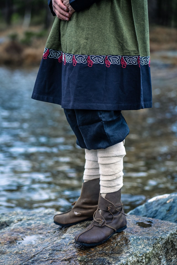 bekleidung-tunika-freydis-olive-unisex~7.webp