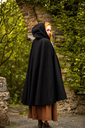 mittelalter-damenumhang-heidi-schwarz~5.webp