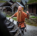 wikinger-kurzarmtunika-olaf-ziegelrot~4.webp