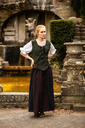 miederweste-mit-stickerei-selma-gruen~3.webp