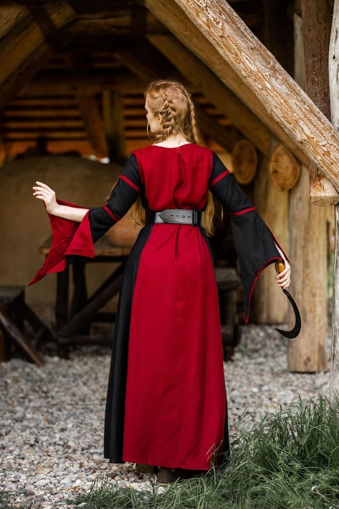 1740834589_viskosekleid-mit-trompetenaermeln-berblin-schwarz-rot~15.webp