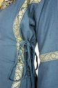 1740835165_mittelalterkleid-mit-borduere-sophie-blau~4.webp