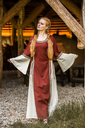 1740843088_mittelalterkleid-mit-borduere-sophie-rot-natur~2.webp
