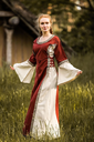 1740843090_mittelalterkleid-mit-borduere-sophie-rot-natur~6.webp
