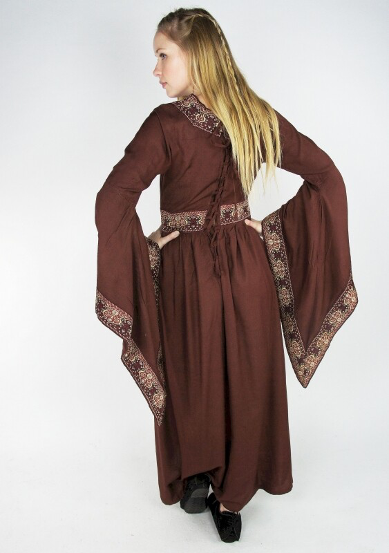 1740857127_edles-viskose-kleid-burgundrot~10.webp