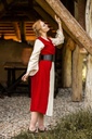 1740930521_mittelalter-baumwollkleid-ilse-rot-natur~15.webp