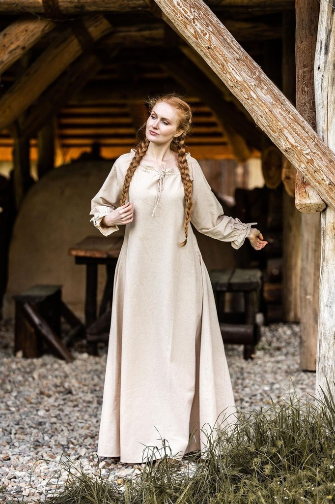 1740931401_bodenlanges-langarmkleid-mechthild-hanffarben~5.webp