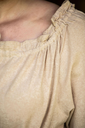 1740931400_bodenlanges-langarmkleid-mechthild-hanffarben~3.webp