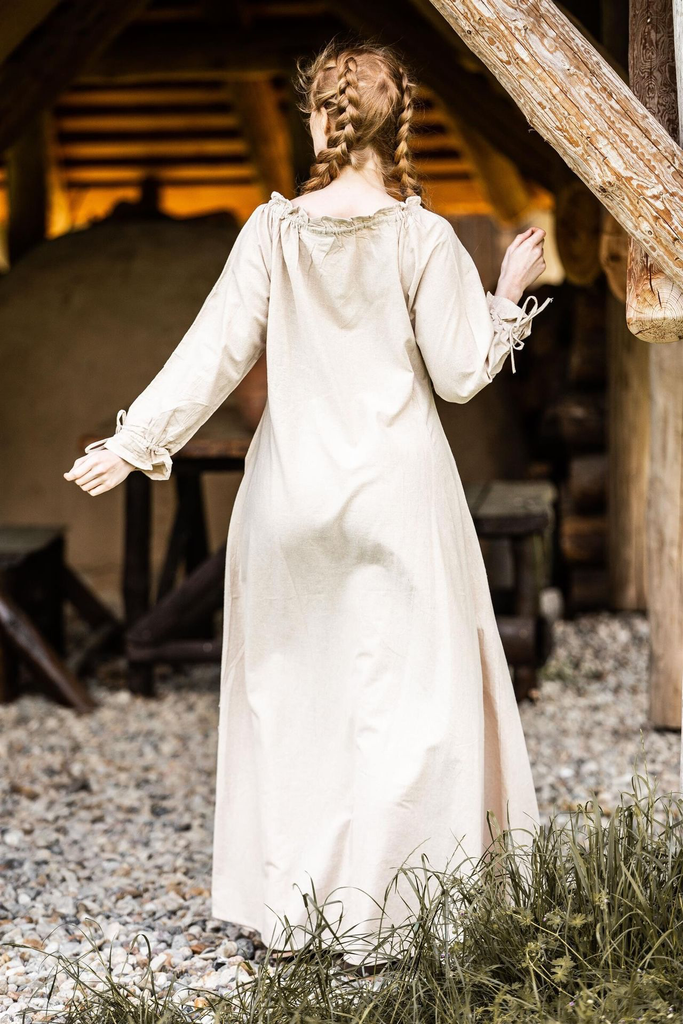 1740931402_bodenlanges-langarmkleid-mechthild-hanffarben~6.webp