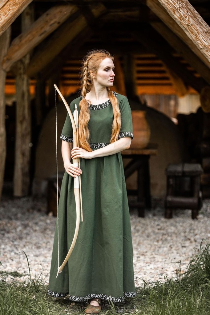 1740932333_edles-kurzarmkleid-mit-borduere-ennlin-gruen~2.webp