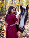 1740932698_edles-kurzarmkleid-mit-borduere-ennlin-rot~2.webp