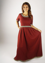 1740932700_edles-kurzarmkleid-mit-borduere-ennlin-rot~5.webp