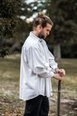 1740933567_piratenhemd-mit-kragen-james-weiss~2.webp