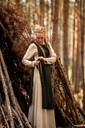 1740939746_mittelalter-ueberkleid-magdalena-gruen~13.webp