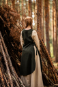 1740939743_mittelalter-ueberkleid-magdalena-gruen~9.webp