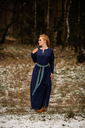 1741098162_wikinger-unterkleid-helga-blau~10.webp