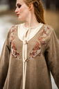 1741100091_bekleidung-mantel-skadi-sand-wikinger~4.webp