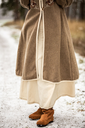 1741100100_bekleidung-mantel-skadi-sand-wikinger~8.webp