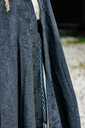 1741101392_wollumhang-mit-stickerei-alma-grau~2.webp