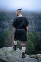 1741104107_wikinger-tunika-loki-schwarz-kurzarm~4.webp