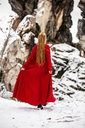 1741168043_wikinger-kleid-100-leinen-anna-rot_7~10.webp