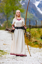 1741168642_wikingerkleid-lagertha-natur-rot~6.webp