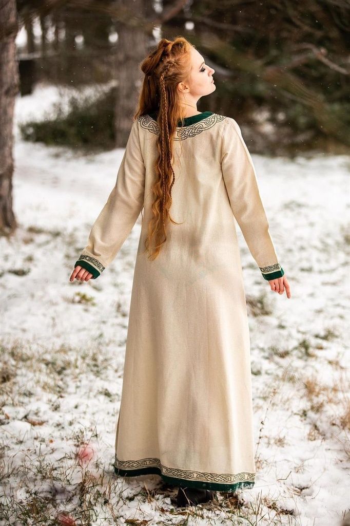 1741168730_wikingerkleid-lagertha-natur-gruen_7~17.webp